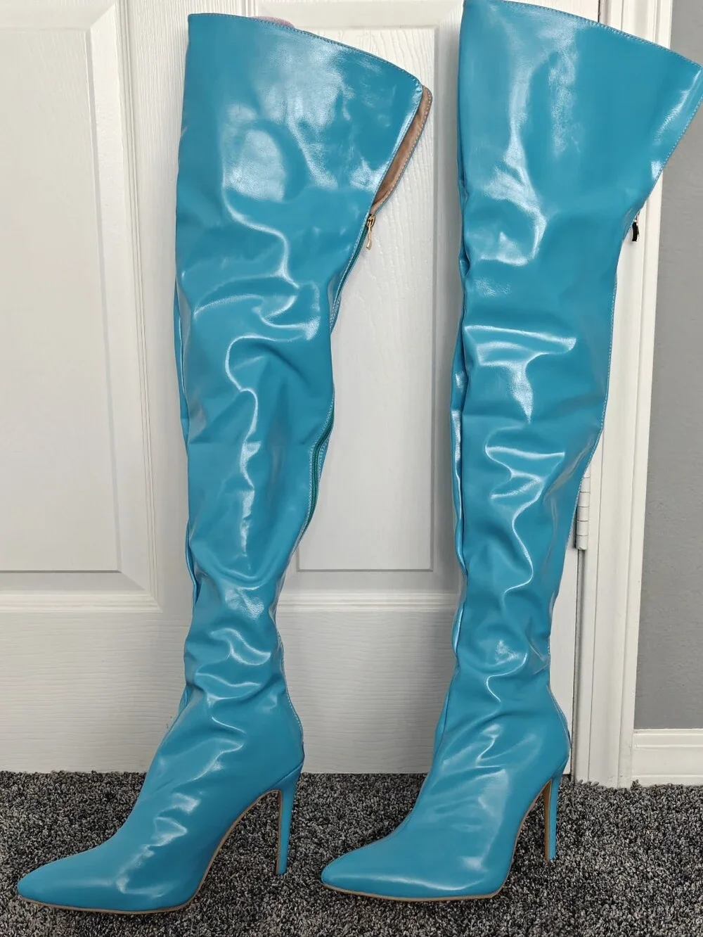 NWOT Thigh-High Patent Stiletto Boots in Turquoise, Size 42 (10)